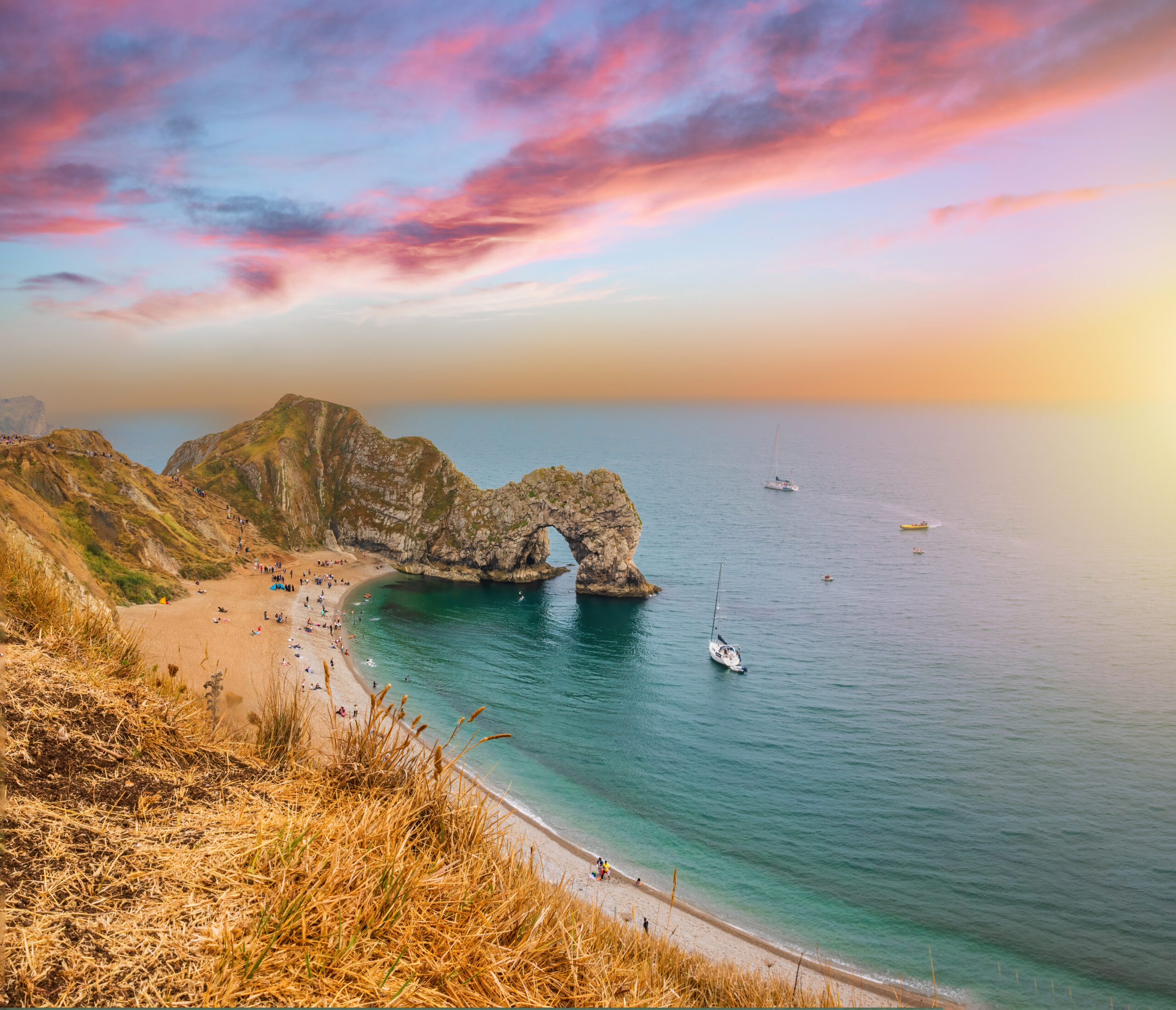 Durdle Door at Dorset in England, United Kingdom<br />
By Peppygraphics